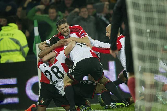 独木难支的 独木难支的